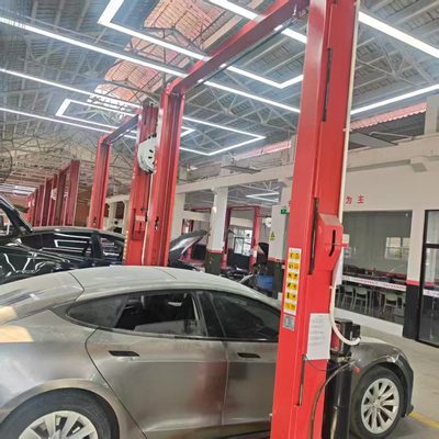Good price T240M-1 Hydraulic Car Lifting Equipment 8800lbs With Advanced Safety Features online